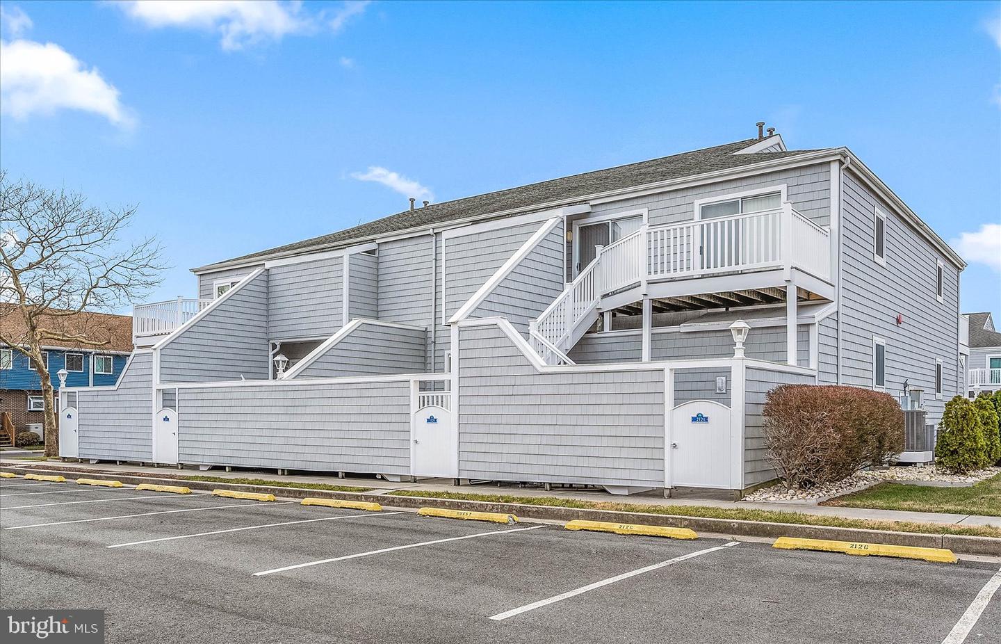 Photo 1 of 31 of 12301 Jamaica Ave #112g01 townhome