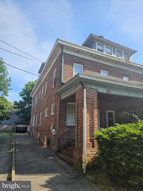 Duplex in Trenton NJ 629 Greenwood AVENUE.jpg