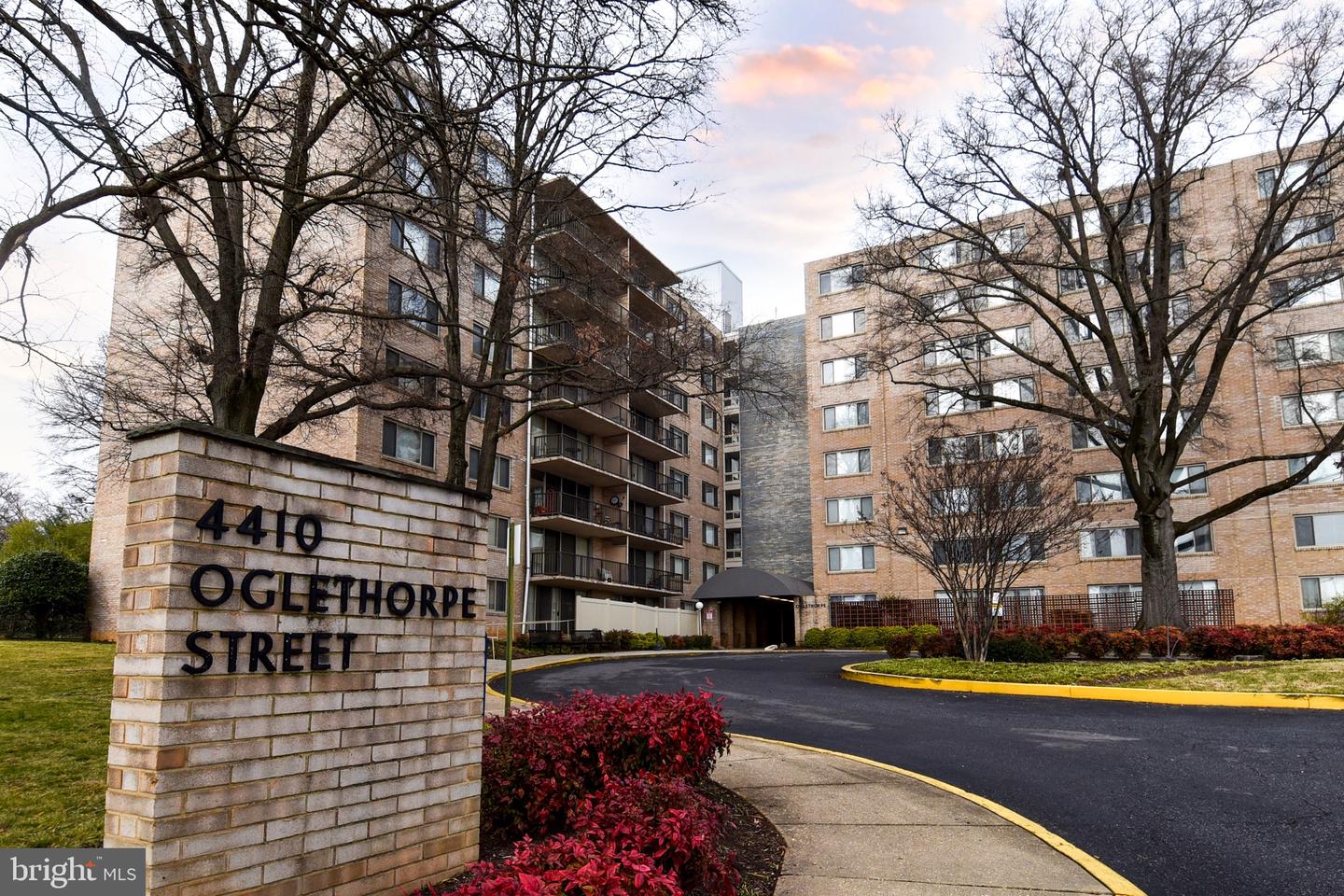 Photo 1 of 32 of 4410 Oglethorpe St #203 condo