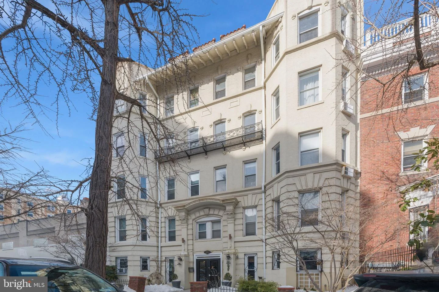 1831 Belmont Road NW Unit 104