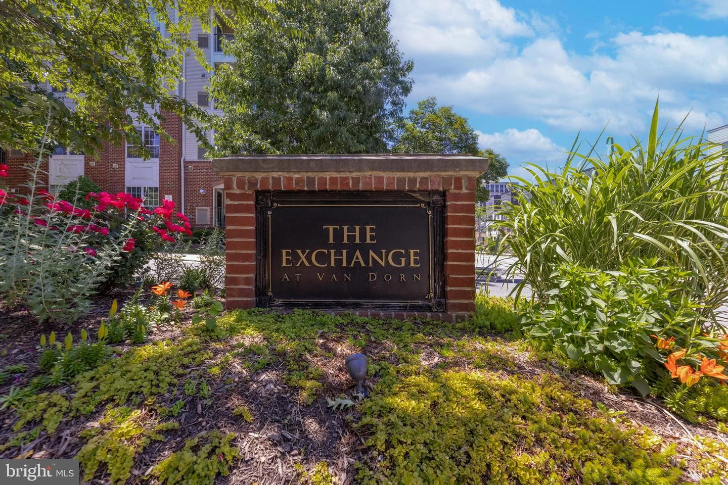 4852 Eisenhower Avenue Unit 338