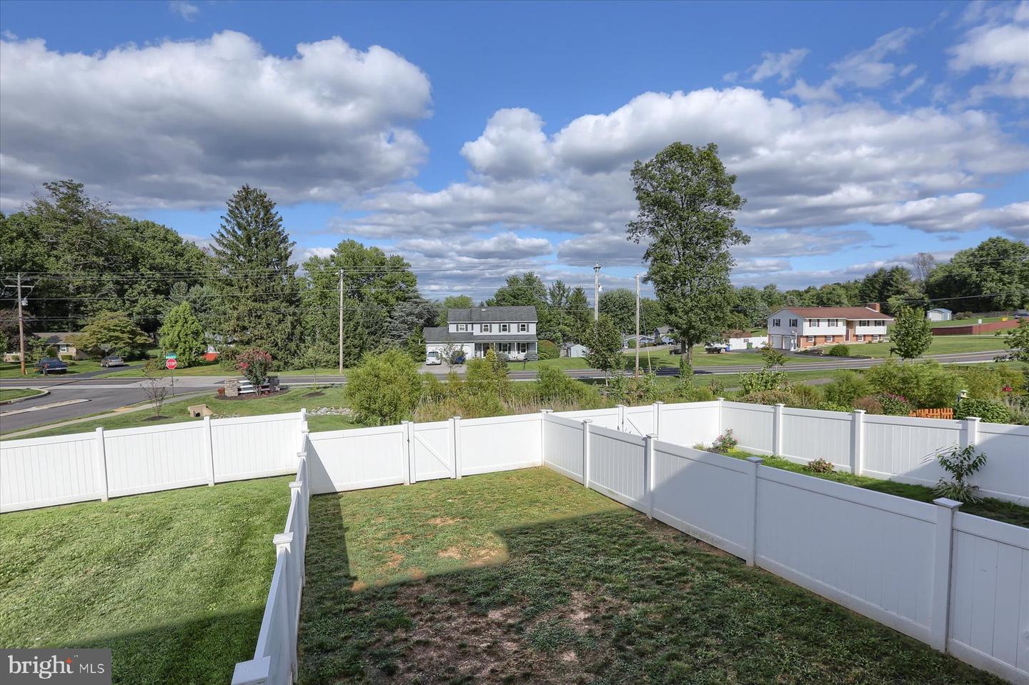 Photo 24 of 28 of 4 Holstein Dr townhome