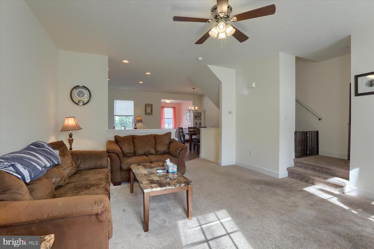 Photo 5 of 28 of 4 Holstein Dr townhome