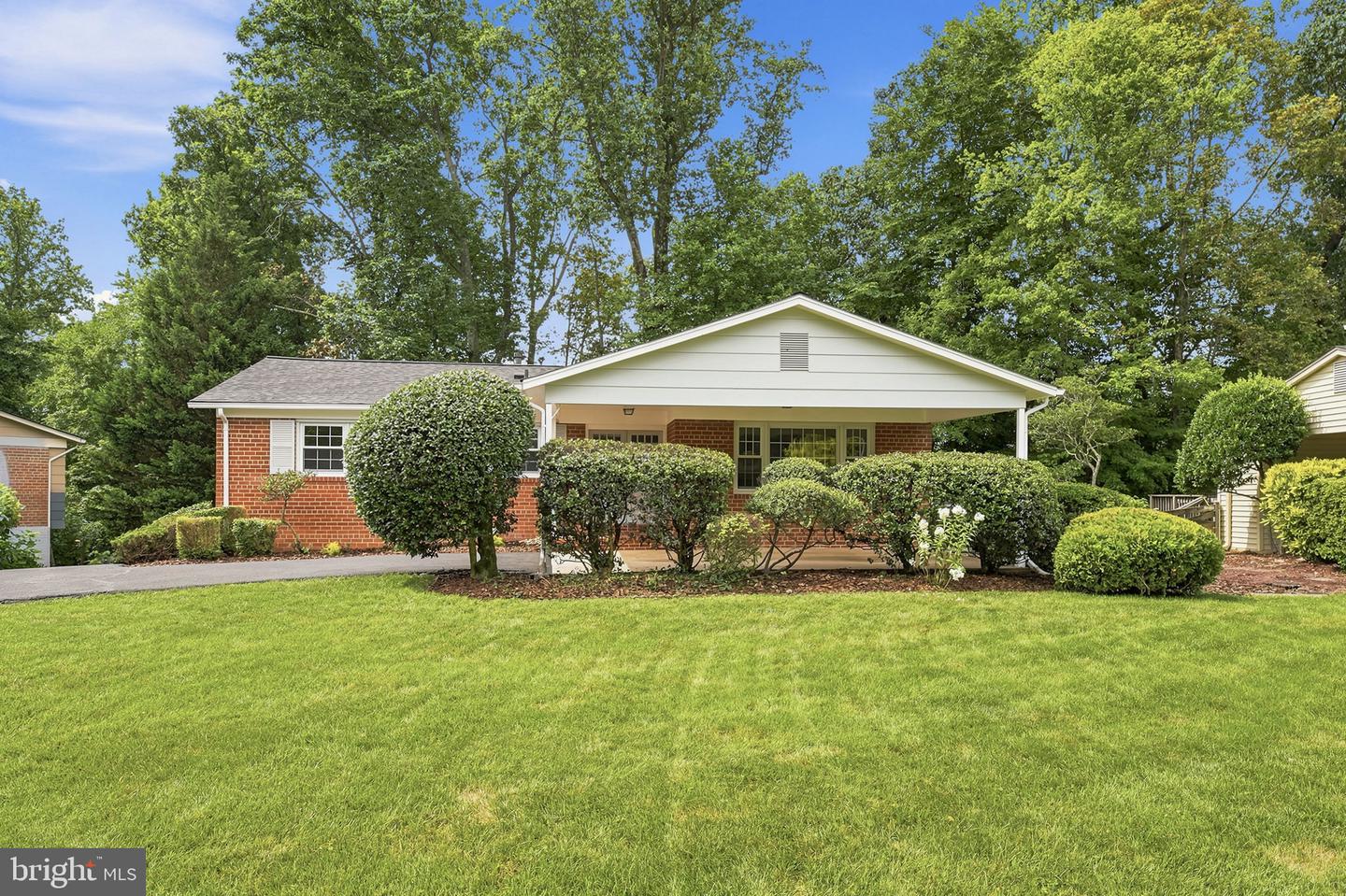 6922 Sydenstricker Road, Springfield, VA, 22152