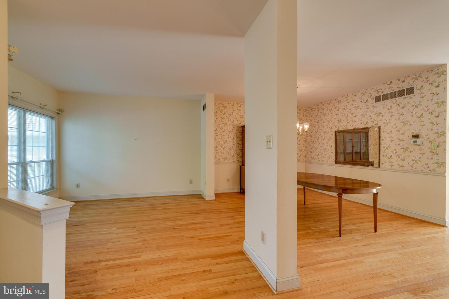 Photo 6 of 32 of 164 Daylesford Blvd townhome
