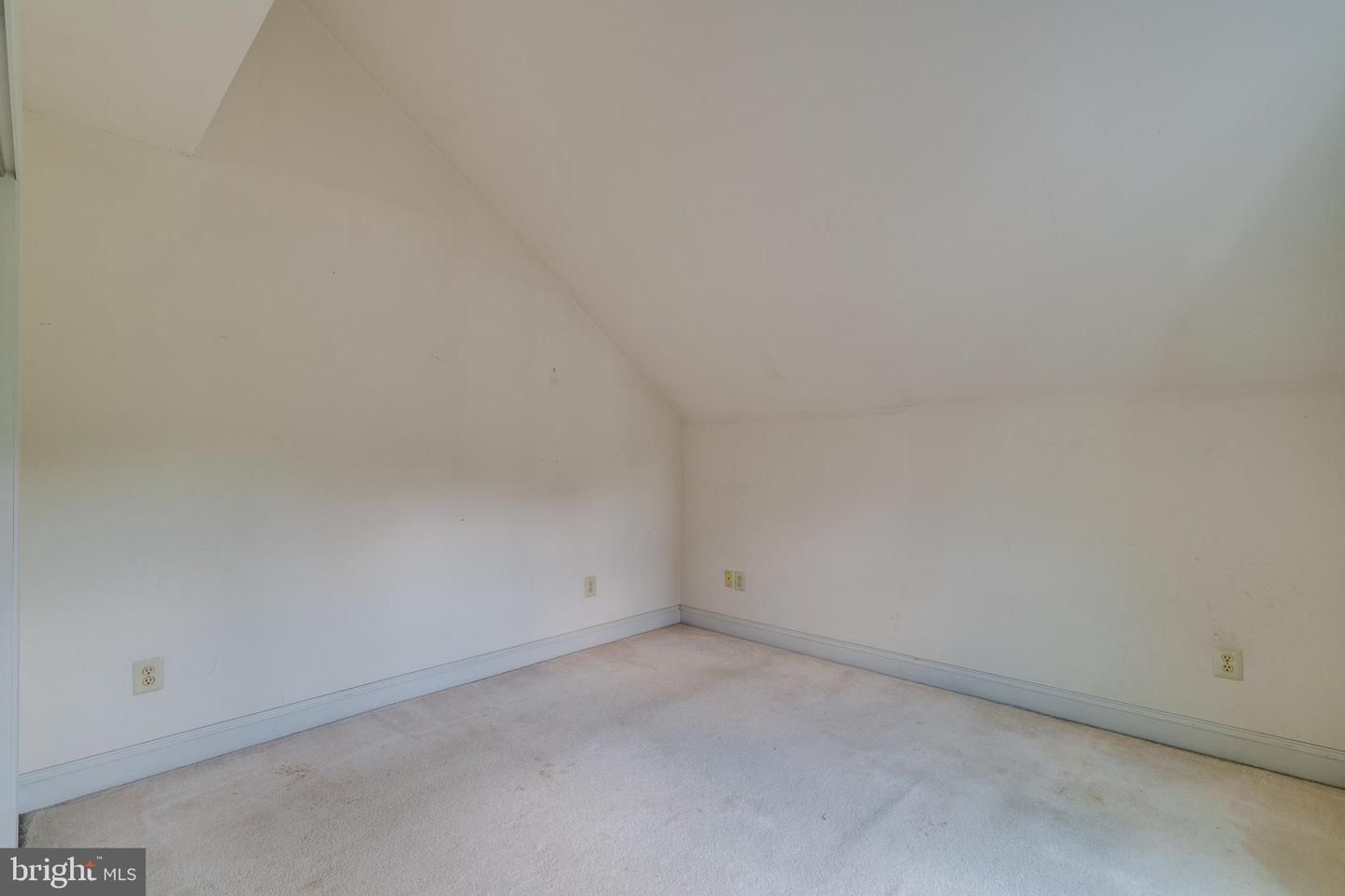 Photo 21 of 32 of 164 Daylesford Blvd townhome