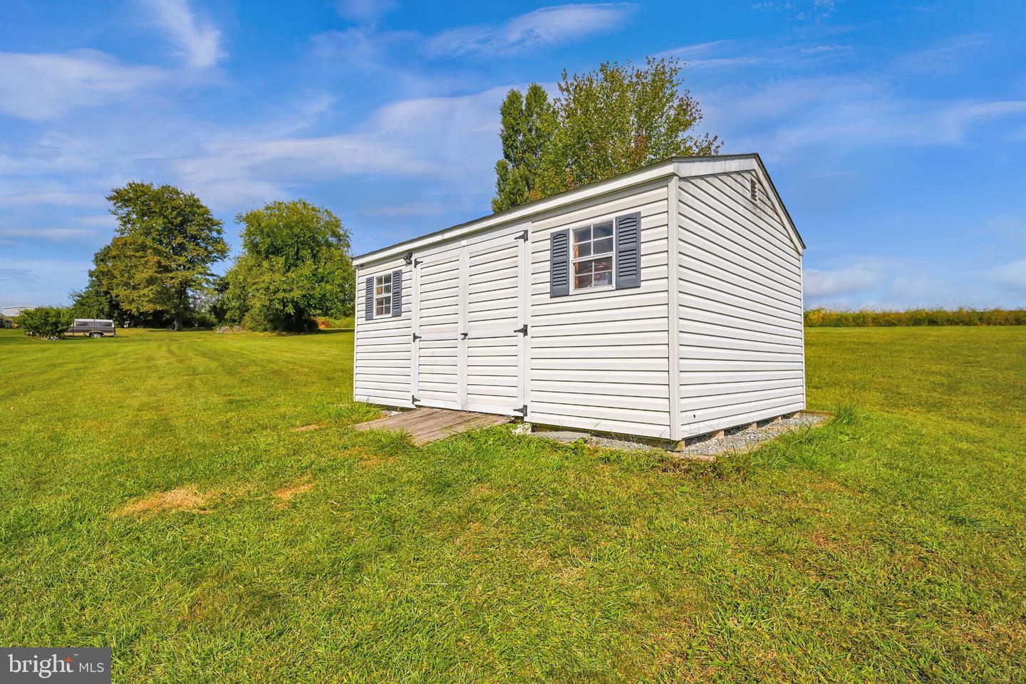 8290 Woodbine Road, Airville, Pennsylvania image 7