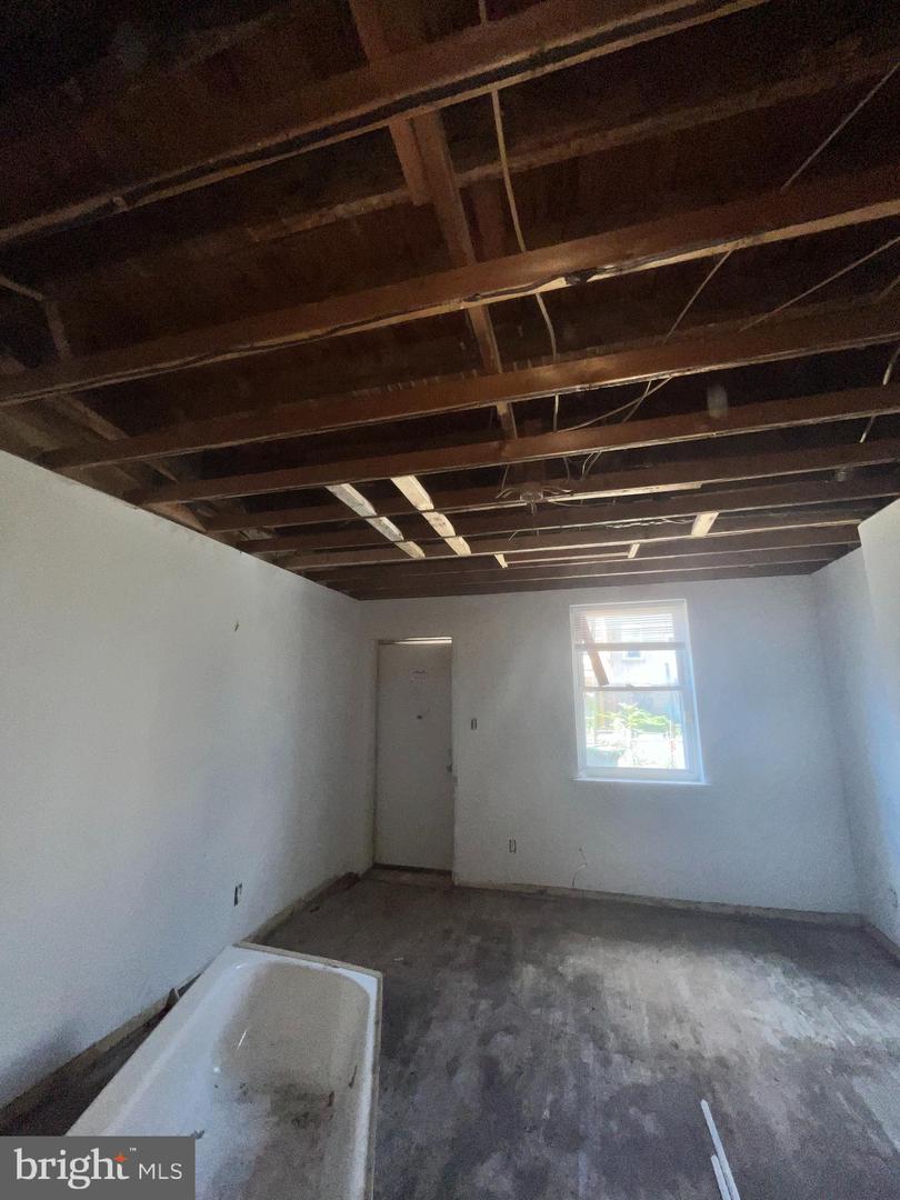 Photo 10 of 28 of 2436 Lauretta Ave townhome