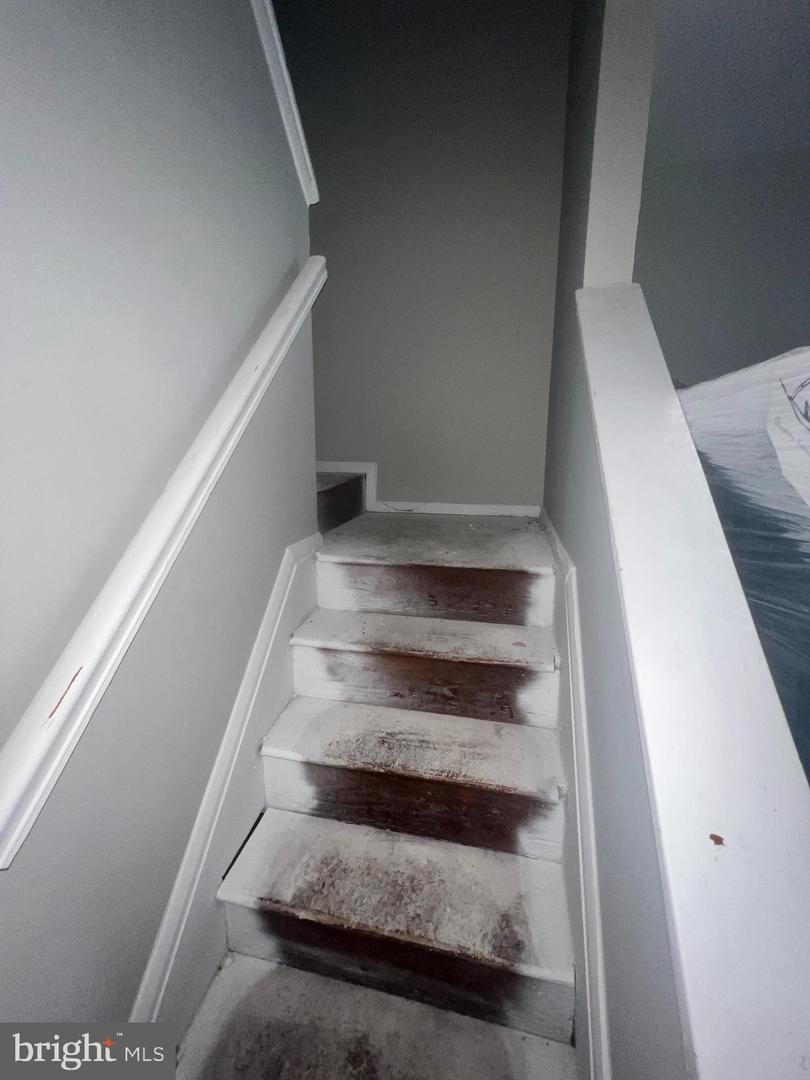 Photo 9 of 28 of 2436 Lauretta Ave townhome