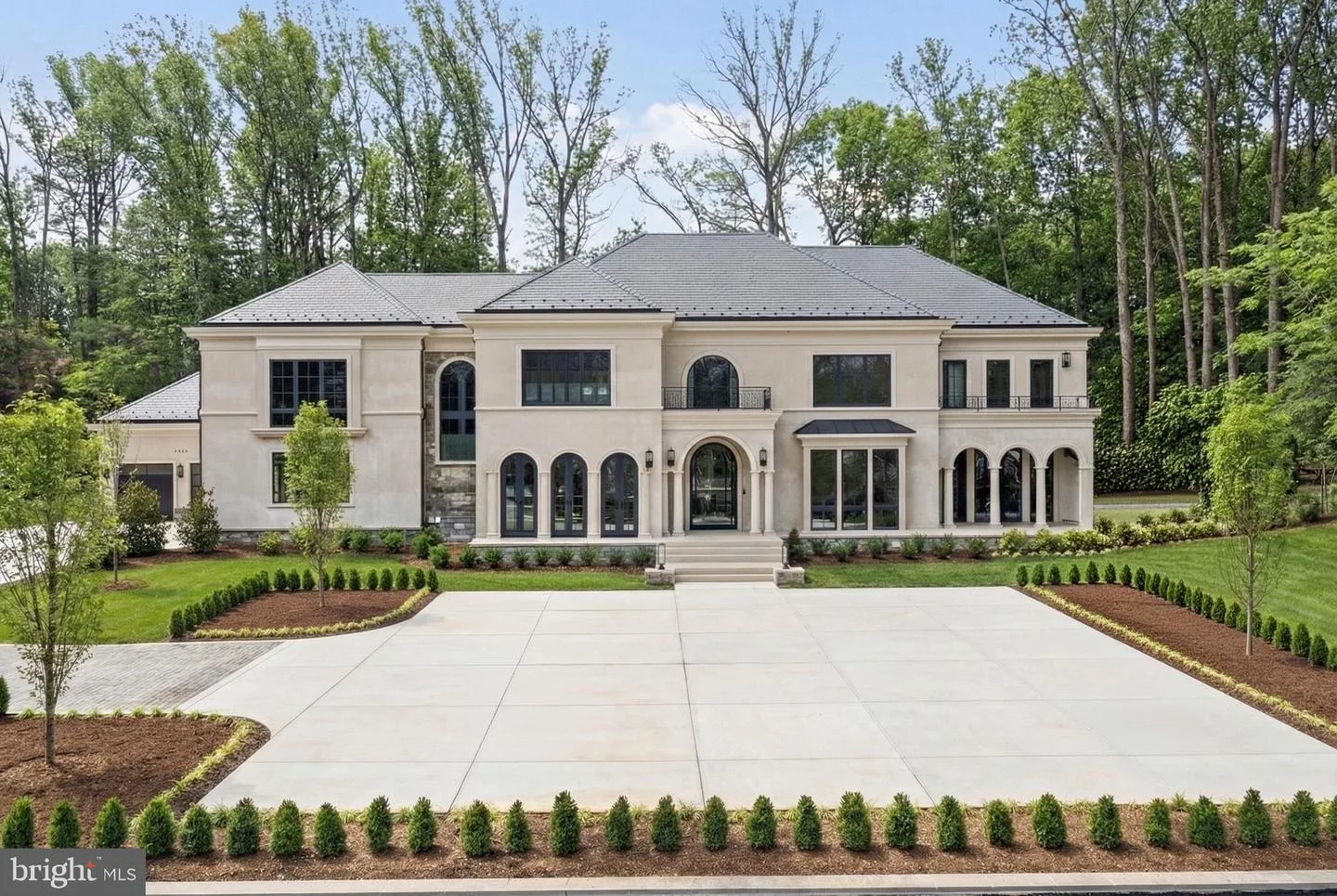 7112 Natelli Woods Lane