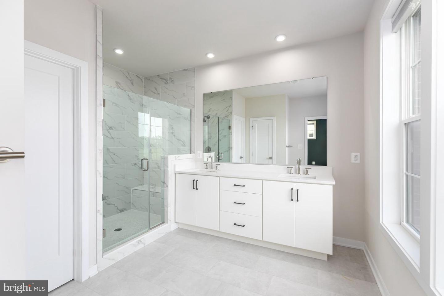 Photo 18 of 49 of 43467 Croson Ln townhome