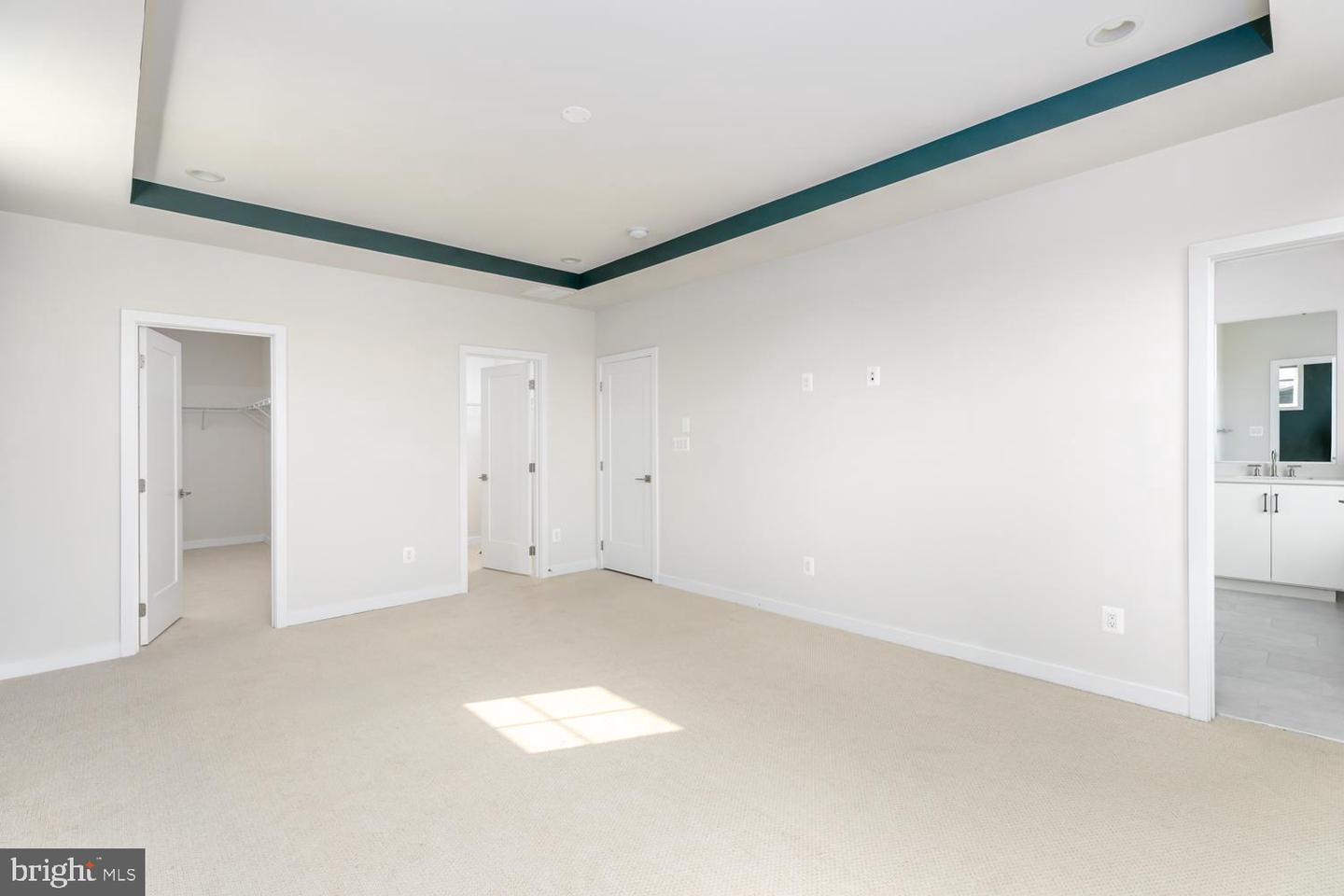 Photo 16 of 49 of 43467 Croson Ln townhome