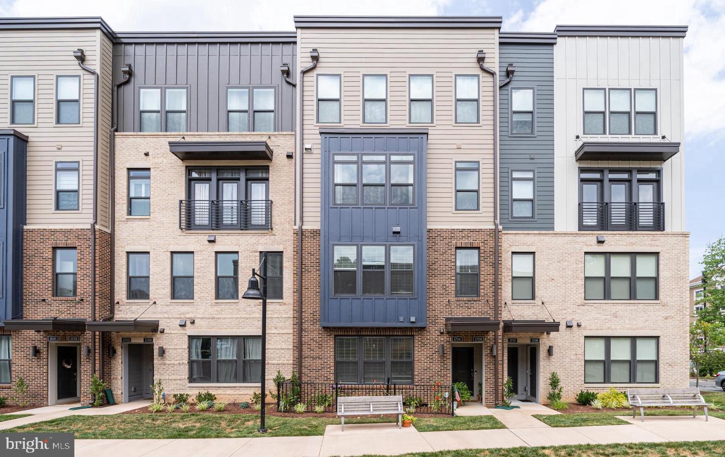 View Reston, VA 20190 townhome