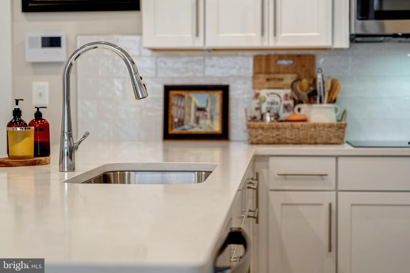 Photo 11 of 41 of 1704 Bandit Loop #20a townhome