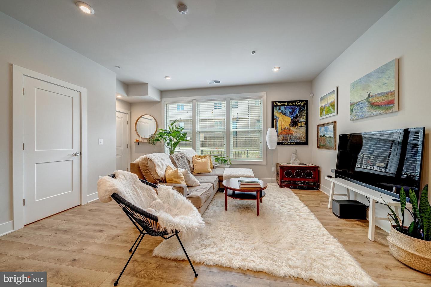 Photo 5 of 41 of 1704 Bandit Loop #20a townhome