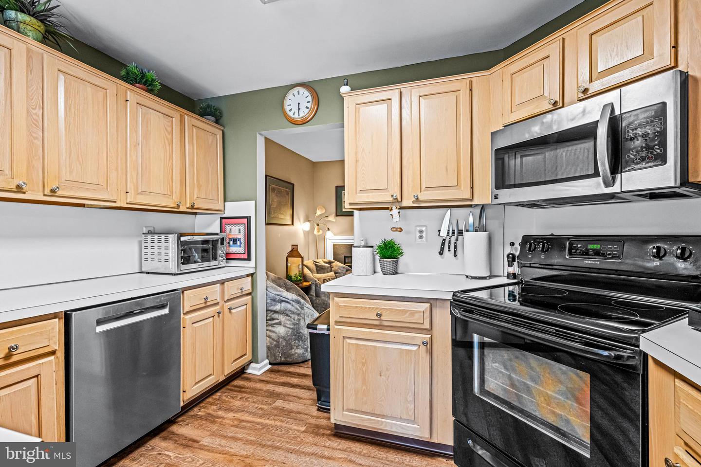 Photo 10 of 45 of 36 Cedar Ct townhome