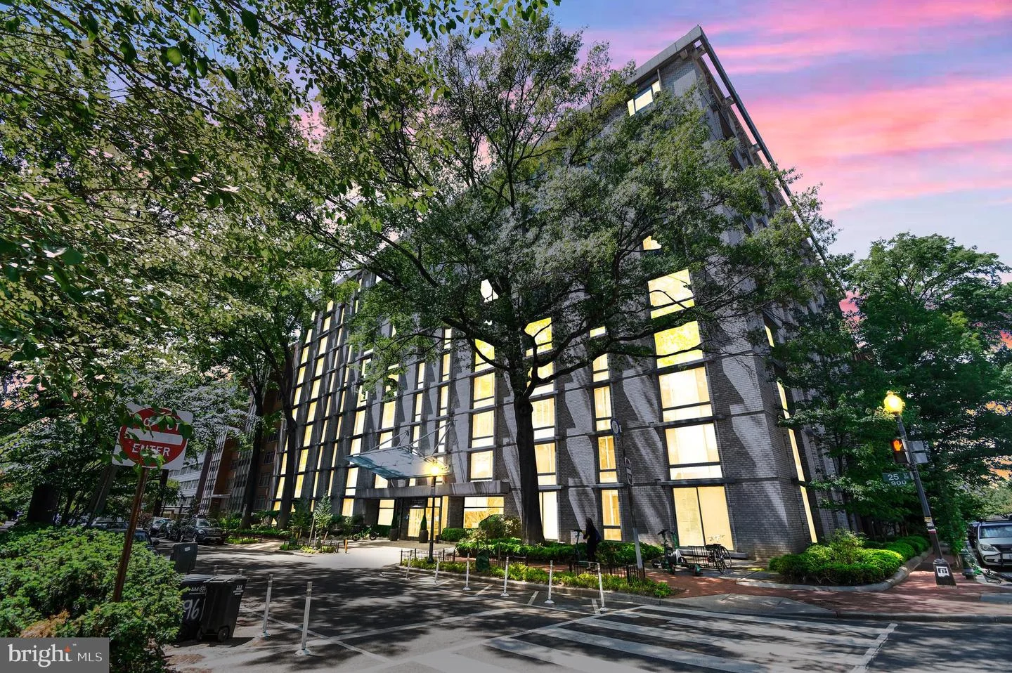 950 25th Street NW Unit 605N