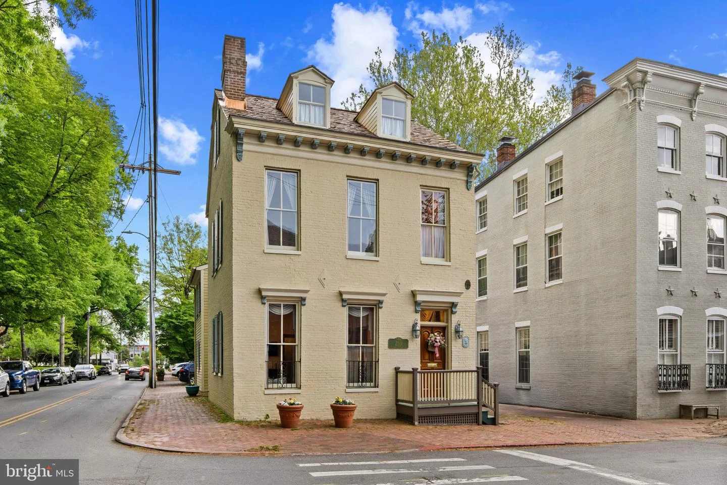 250 Prince George Street