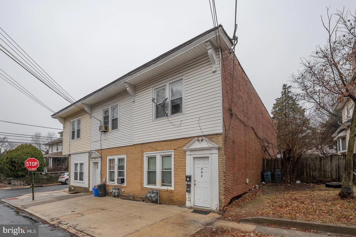242 S Fairview Avenue