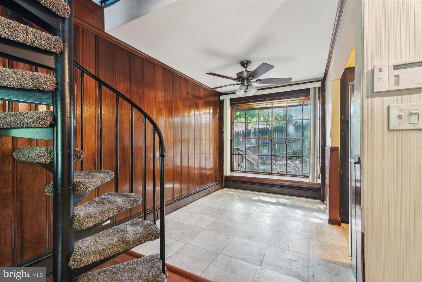 Photo 4 of 13 of 801 E Penn Pines Blvd house