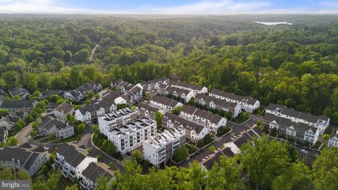 Townhouse in Media PA 109 Jackdaw ALLEY 46.jpg