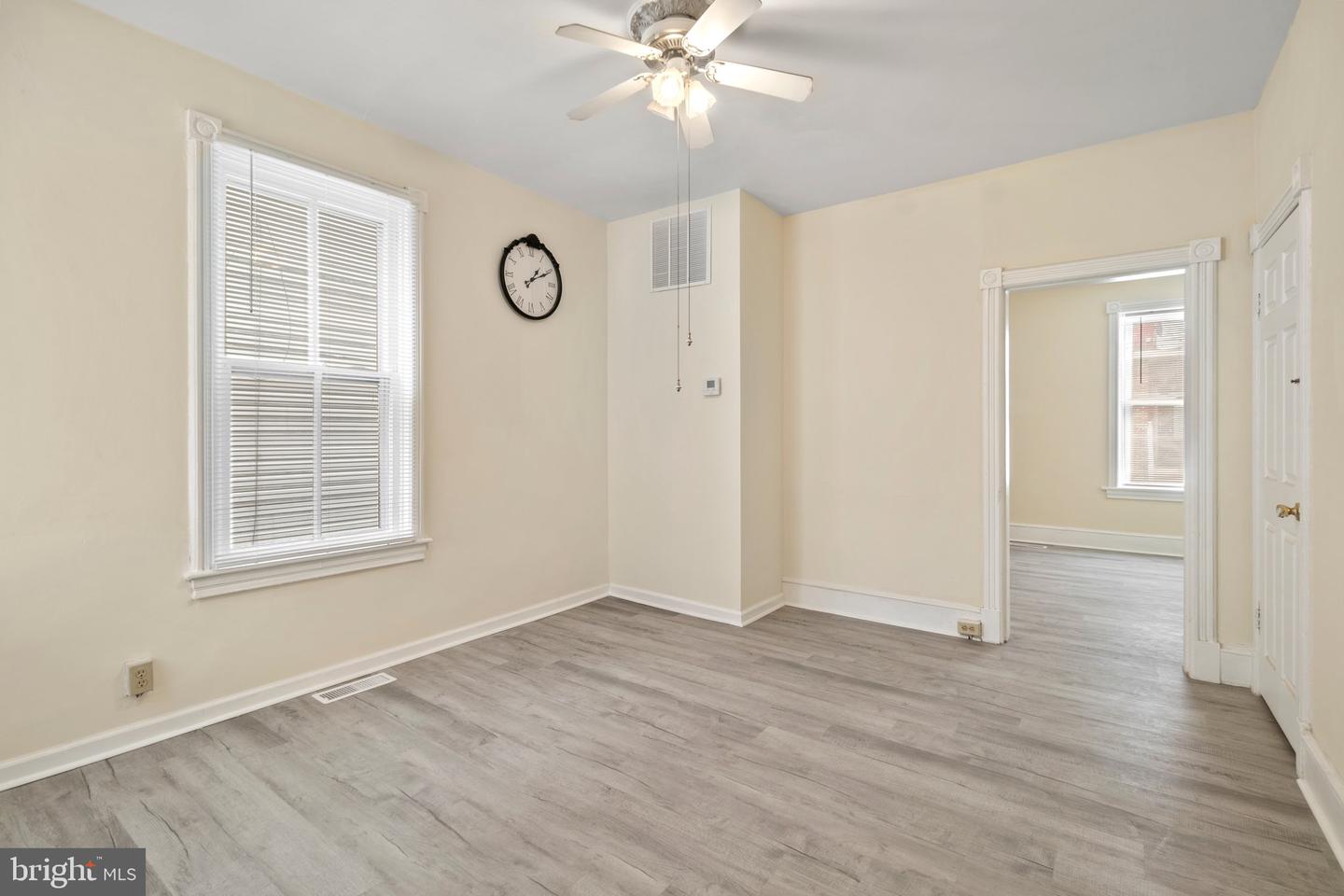 Photo 9 of 43 of 225 Locust St townhome