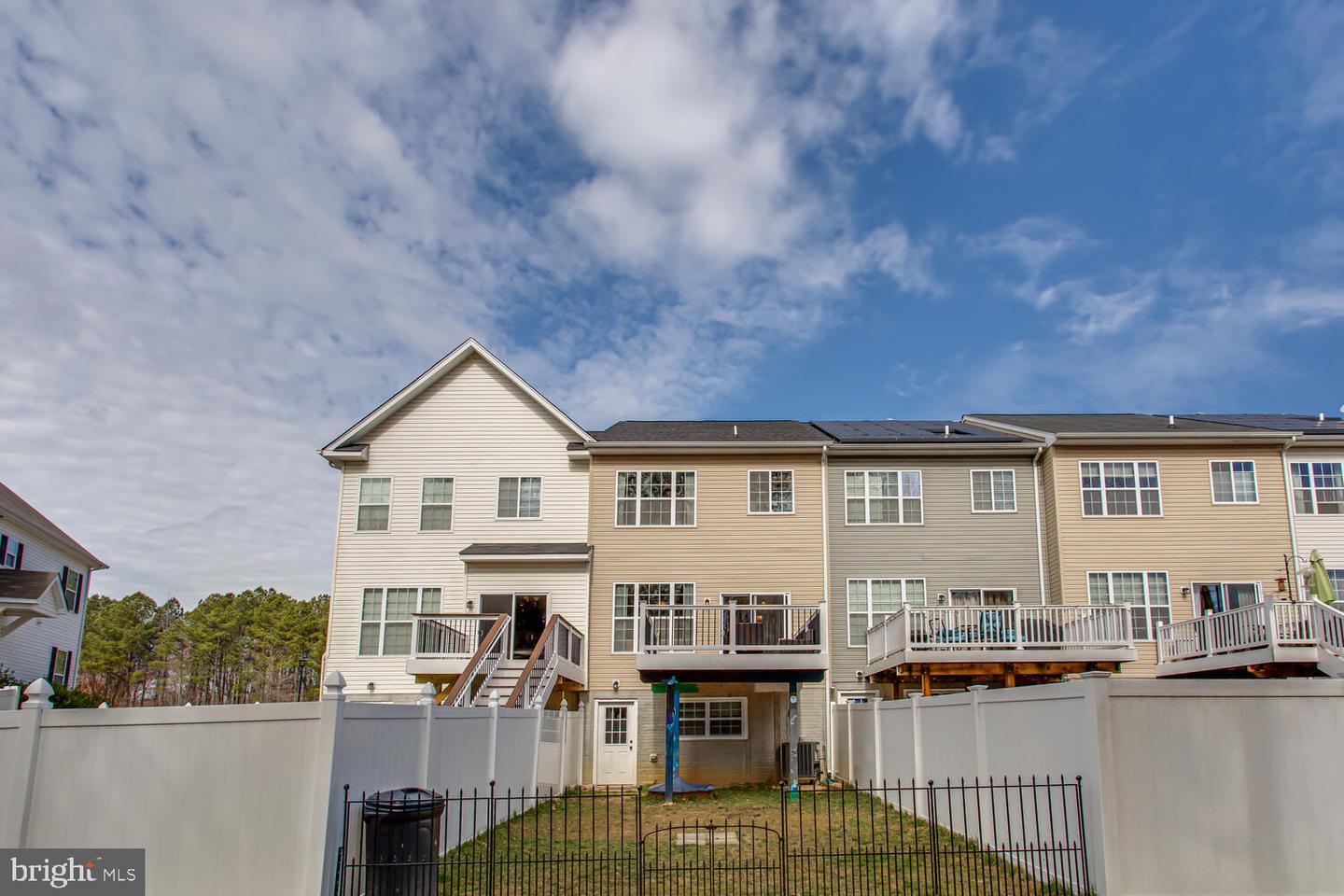 Photo 2 of 35 of 21330 Bethmill Way townhome