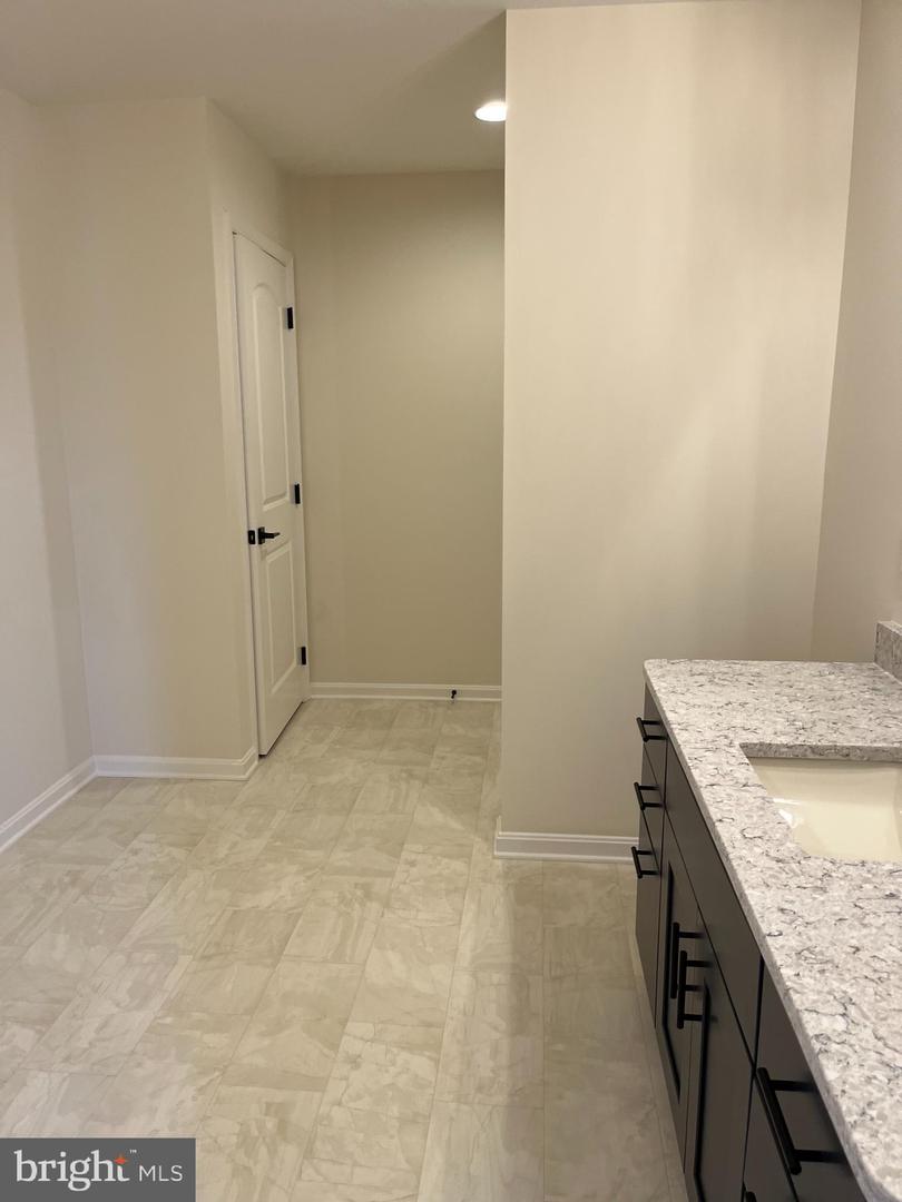 Photo 16 of 25 of 1782 Meridian Dr #Lot 34 multi-family property