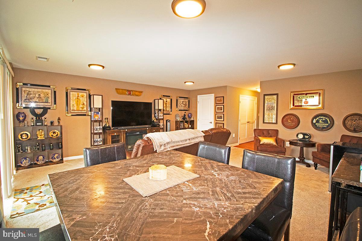 Photo 21 of 40 of 207 Spring Park Ln townhome