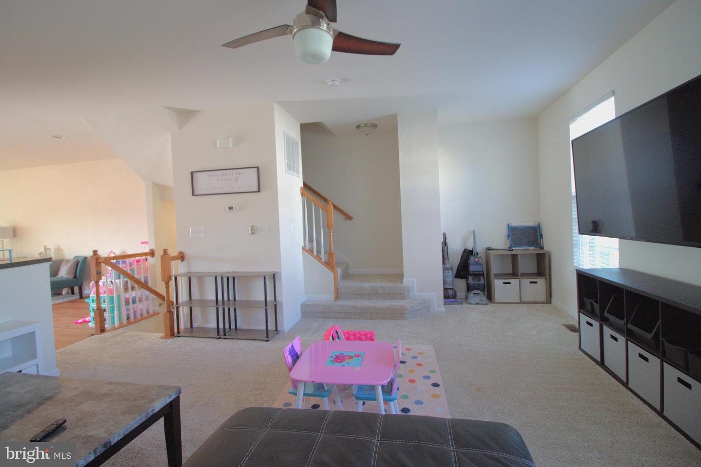 Photo 16 of 40 of 207 Spring Park Ln townhome