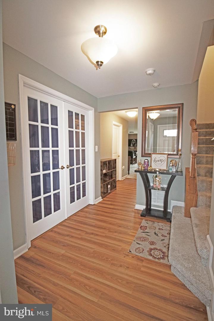 Photo 24 of 40 of 207 Spring Park Ln townhome