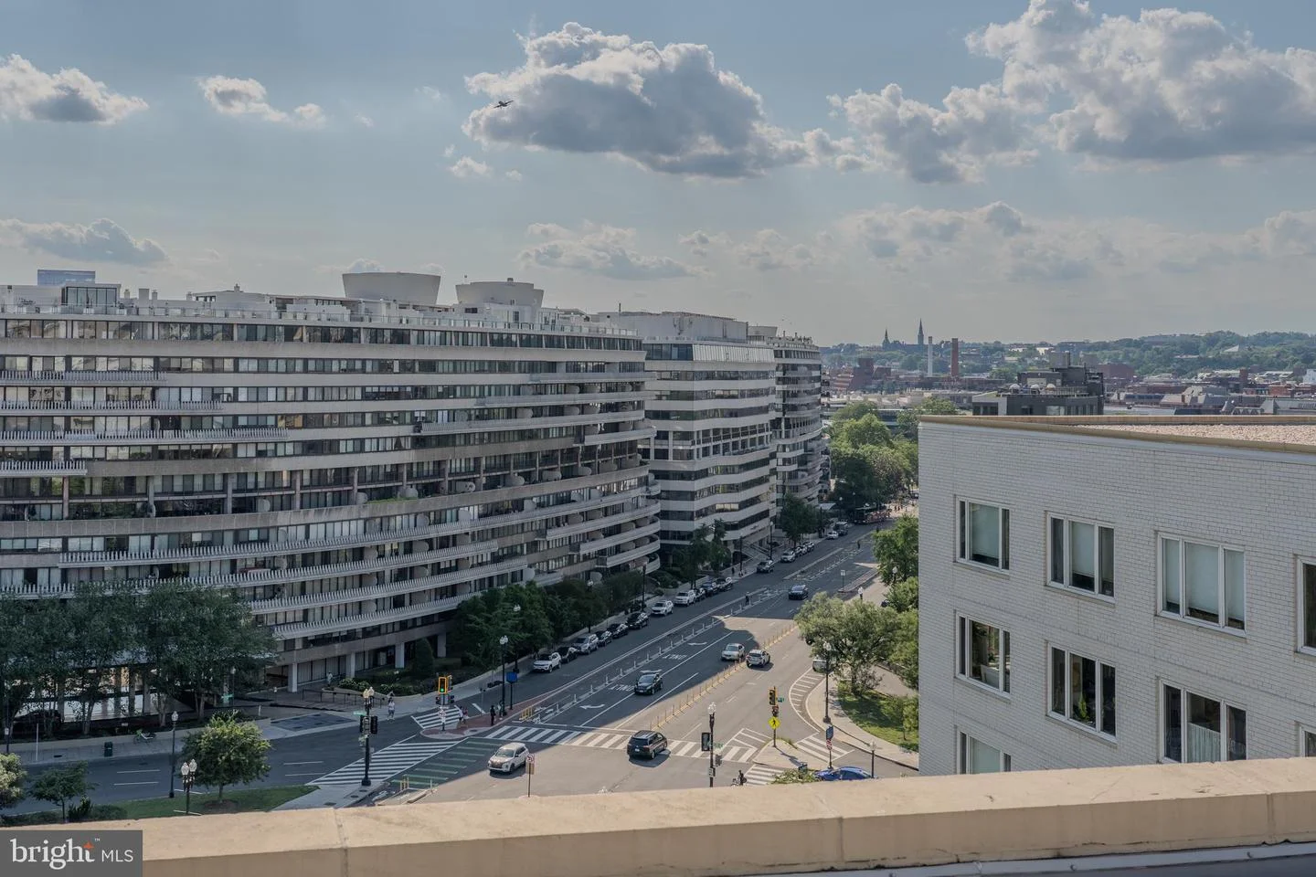 2475 Virginia Avenue NW Unit 801/802
