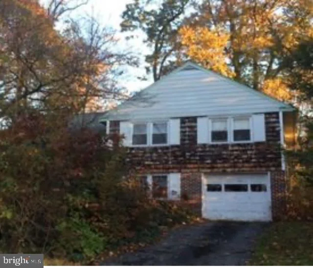 3 Bryan Avenue