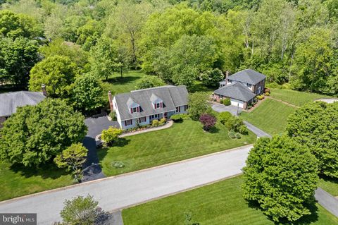 Single Family Residence in Hockessin DE 140 Davinci COURT 41.jpg