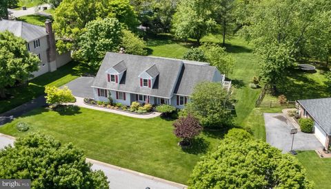 Single Family Residence in Hockessin DE 140 Davinci COURT 35.jpg