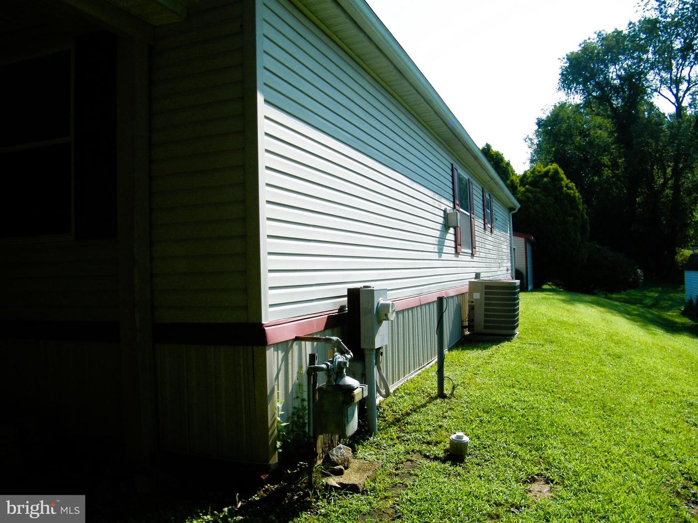 Photo 54 of 55 of 105 Lassiter Cir mobile home