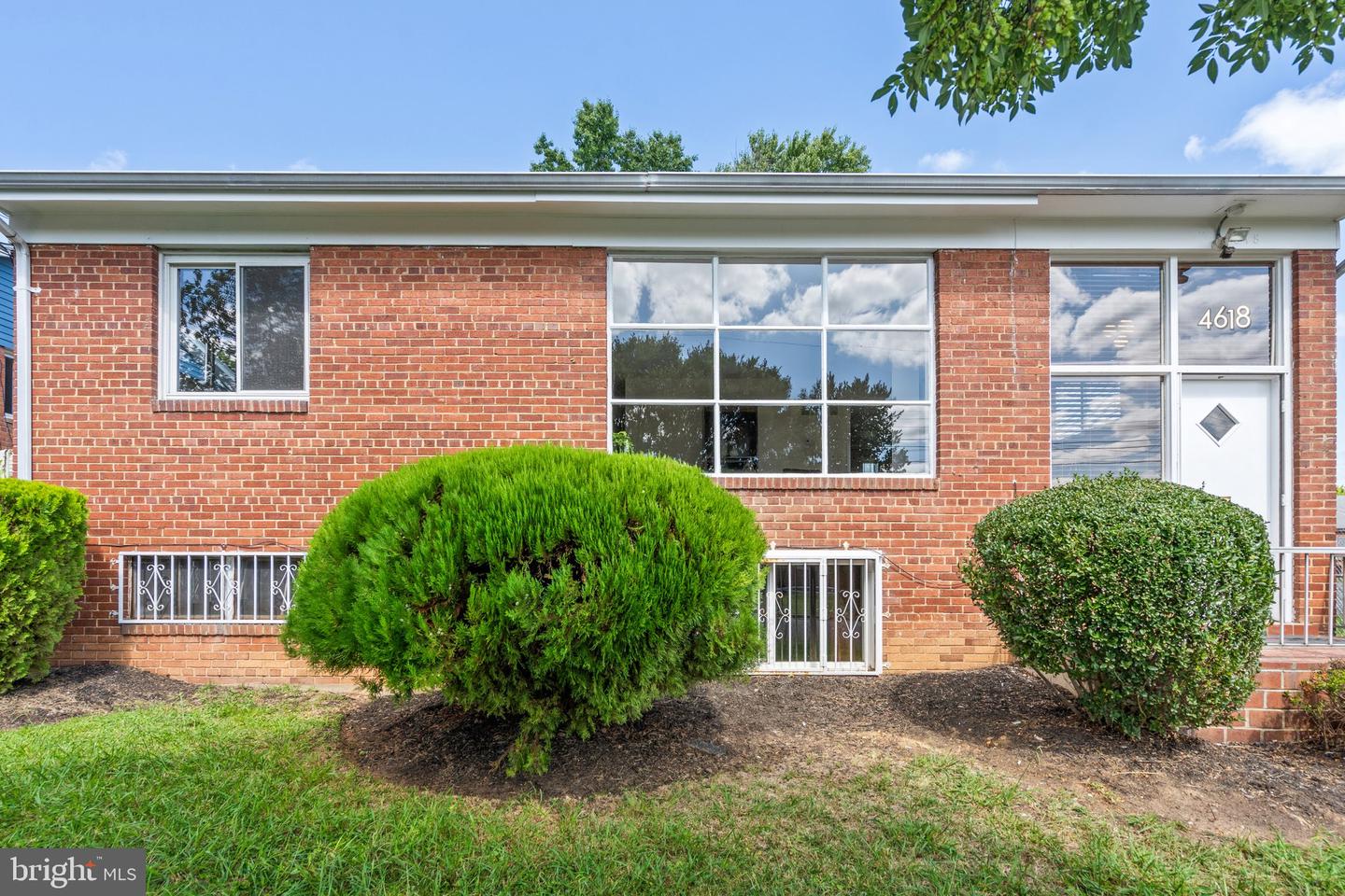 4618 Hilltop Terrace, Washington, District of Columbia image 35