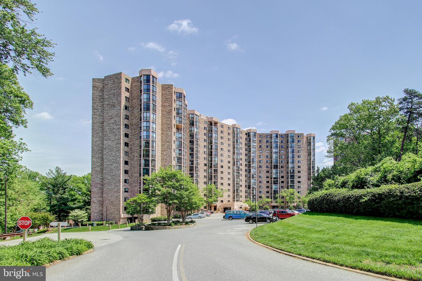 Photo 54 of 134 of 5904 Mount Eagle Dr #910 condo