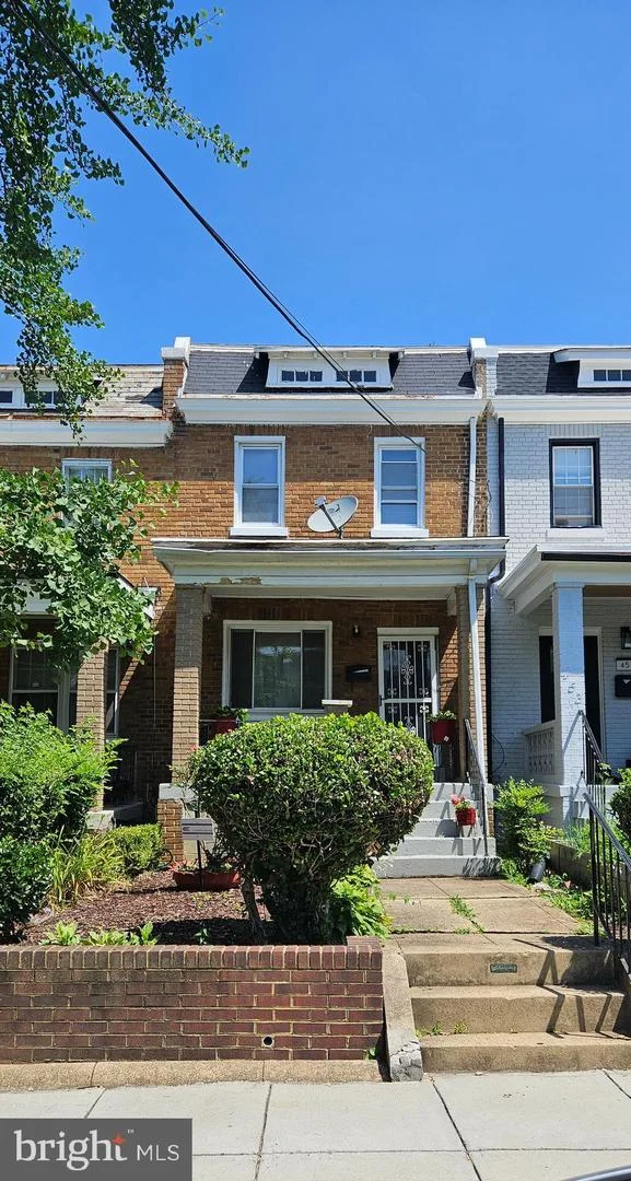 455 Delafield Place NW