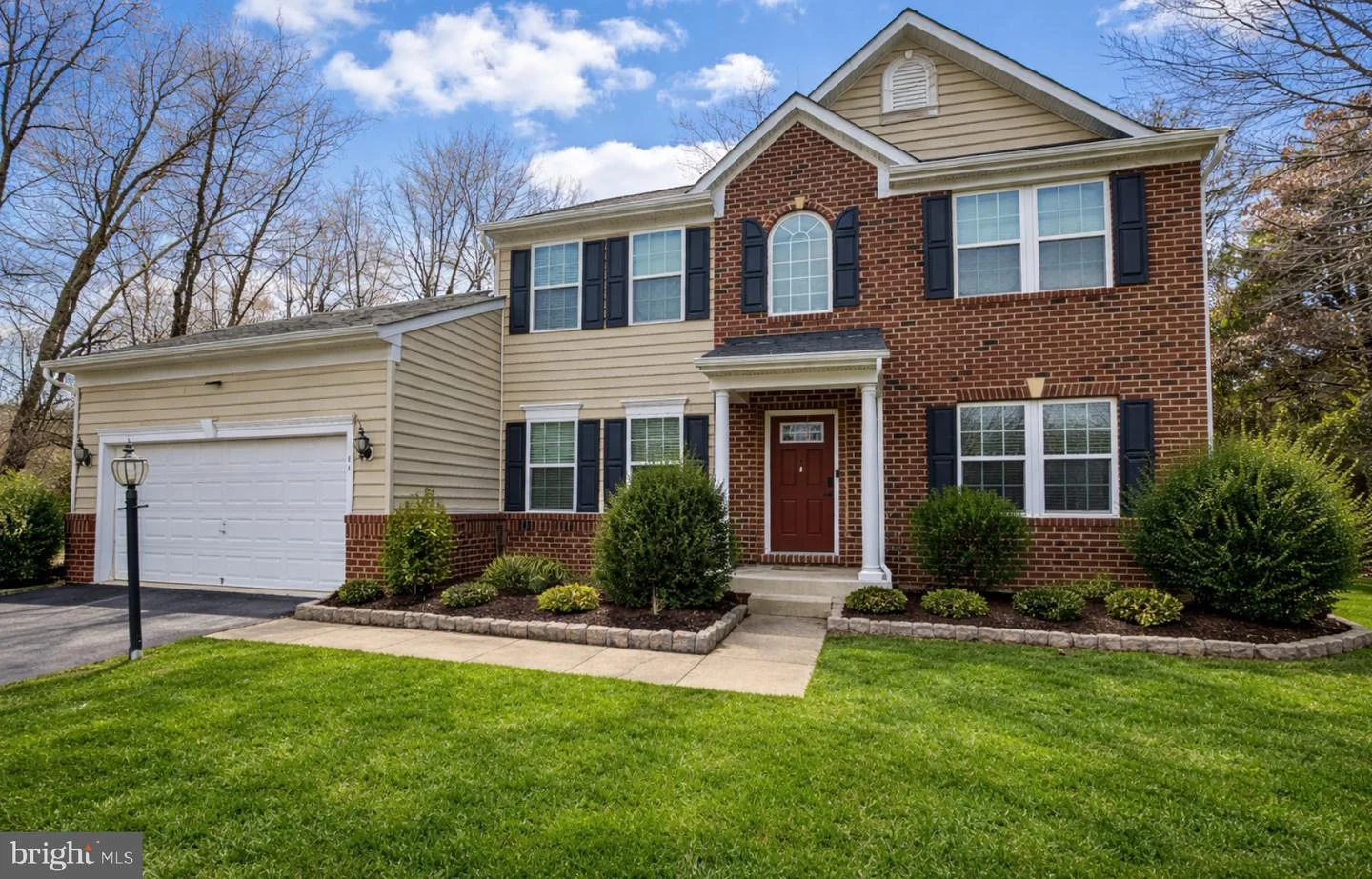 11 Braewood Drive