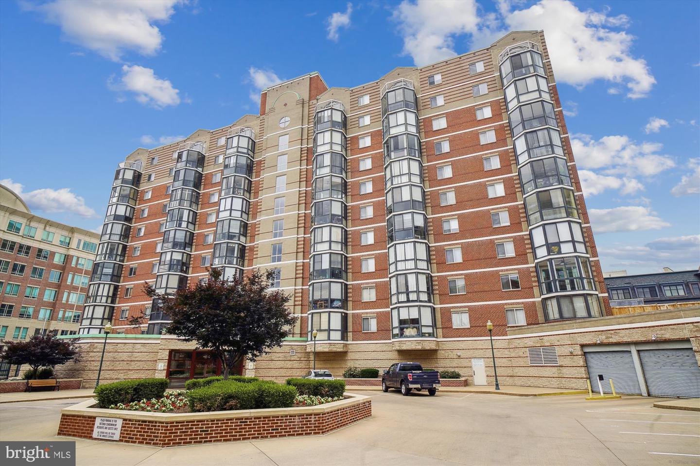 Photo 1 of 41 of 24 Courthouse Sq #906 condo