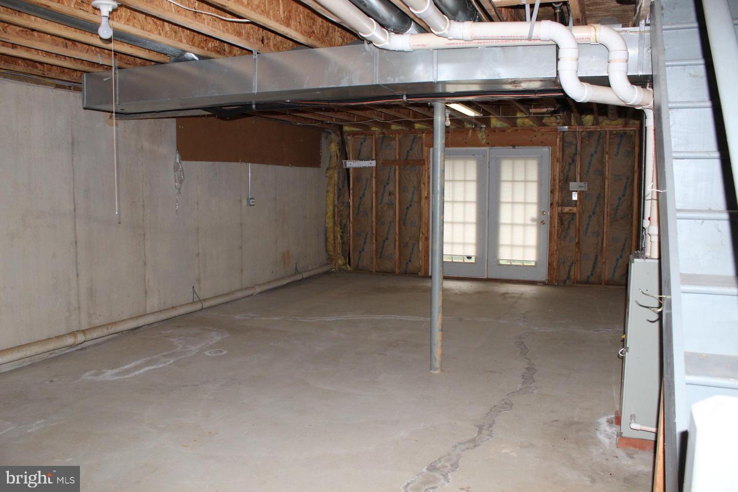 Photo 43 of 48 of 13 Fenwyck Cir townhome