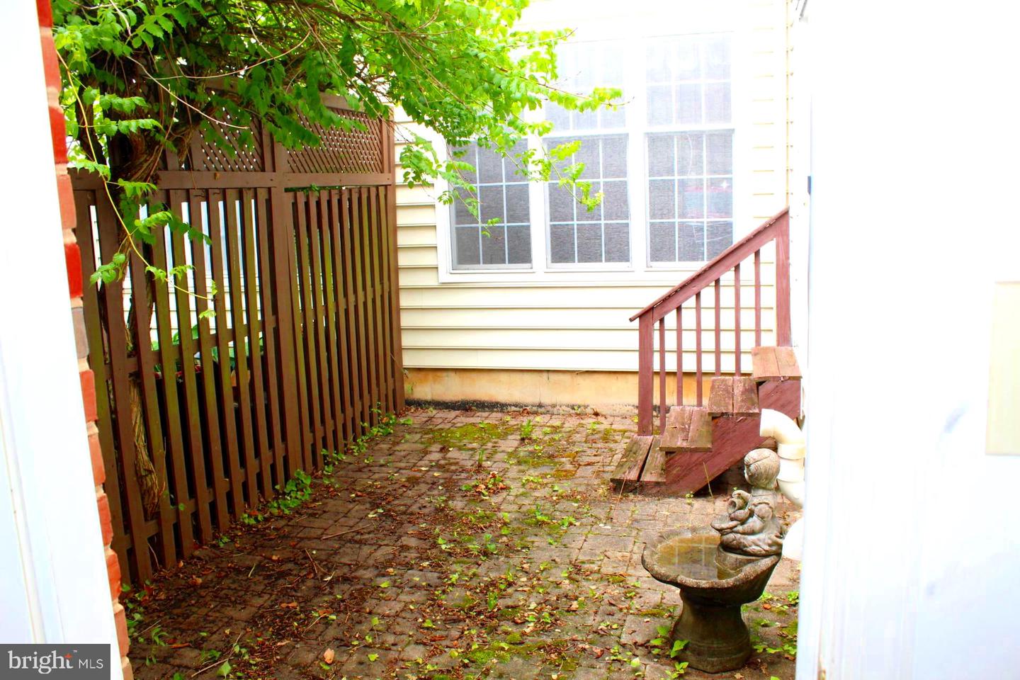 Photo 31 of 48 of 13 Fenwyck Cir townhome