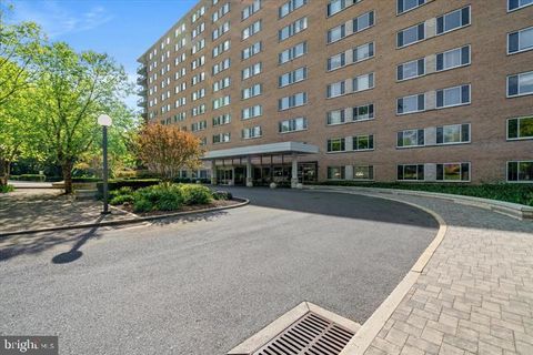 Condominium in Silver Spring MD 1900 Lyttonsville ROAD.jpg