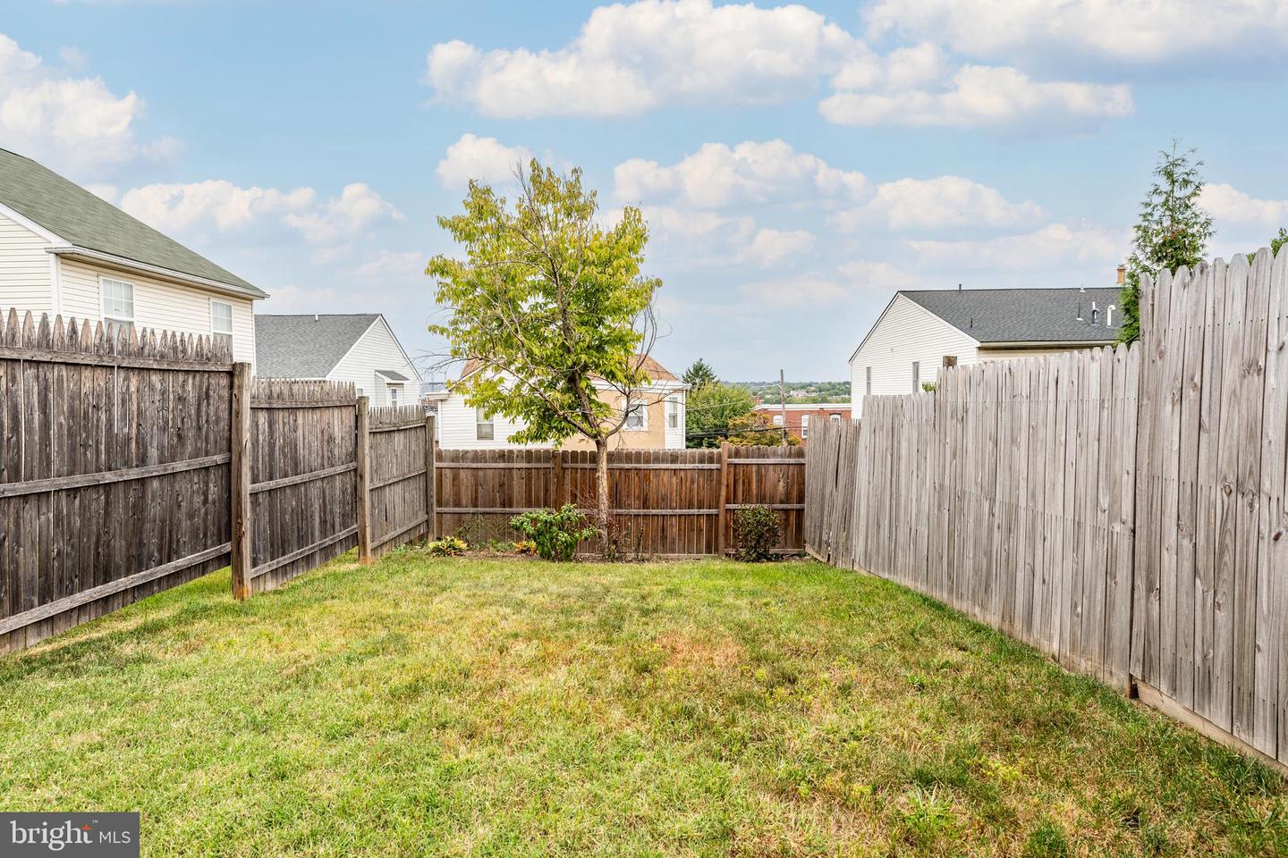Photo 33 of 34 of 31 7th St townhome