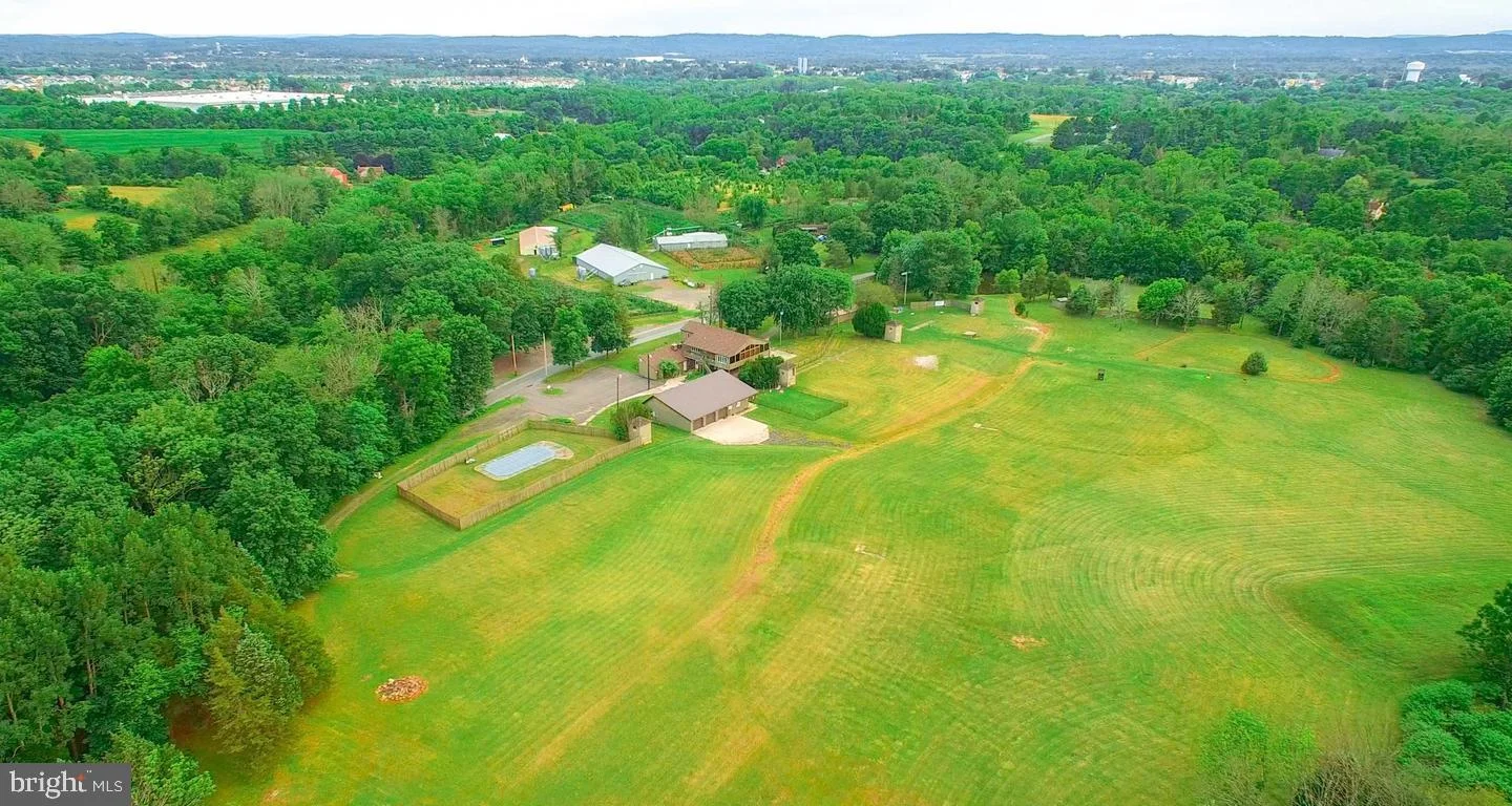 2071 Baus Road, East Greenville, PA, 18041