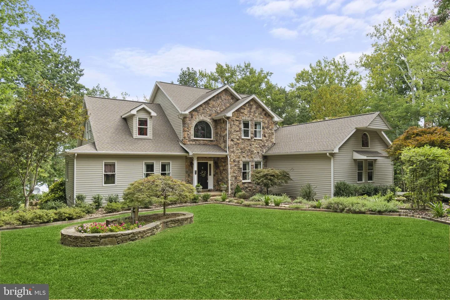 30 Ironwood Rd