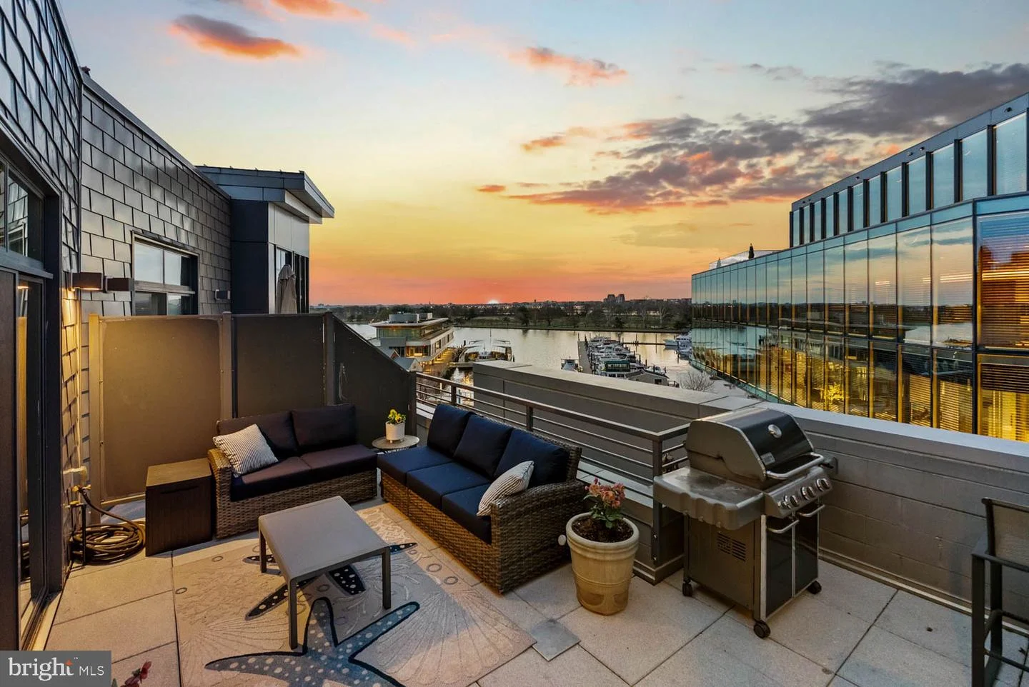 525 Water Street SW Unit 403