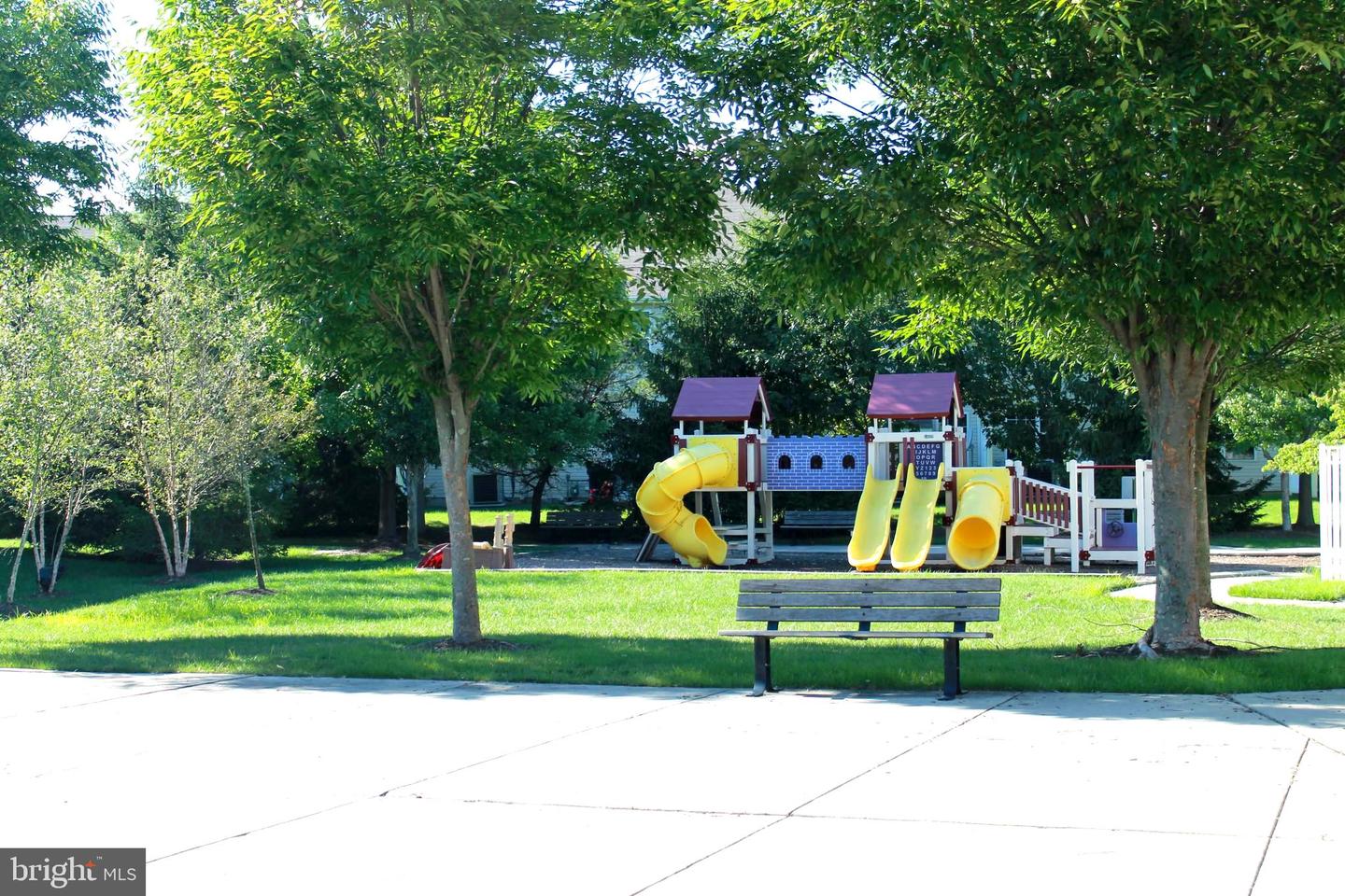 Photo 34 of 35 of 223 Brinley Dr townhome