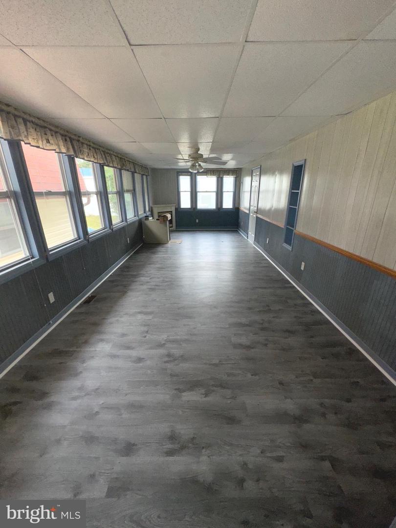 Photo 3 of 21 of 25993 Bay Blvd #38507 mobile home